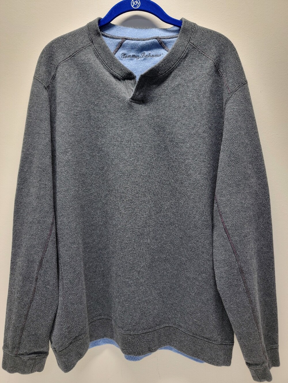 Tommy Bahama Men's REVERSIBLE Charcoal Gray/Lt Blue Crewneck Sweater Sz Medium
